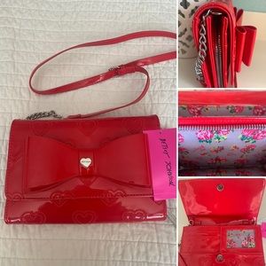 Betsey Johnson Patent Red Heart ❤️ Crossbody Purse